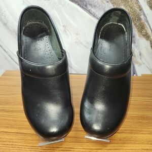 Dansko Women's Professional Black Leather Clogs EU38 US7.5–8 Preowned Work Shoe